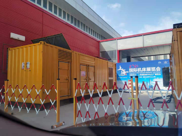 牟定发电车出租-发电机无电压或电压太低怎么办？