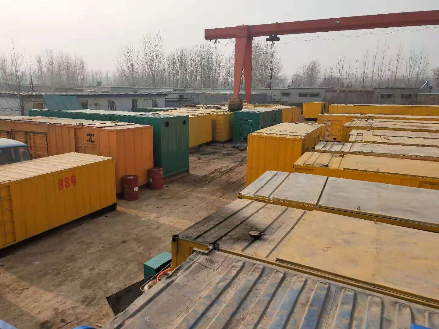 牟定租赁发电机-灰尘、风沙对柴油发电机组造成哪些不良影响？